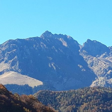 Appartement 2 à 4 personnes le Pyrénéen à Arreau carrefour des activités de montagne Extérieur photo