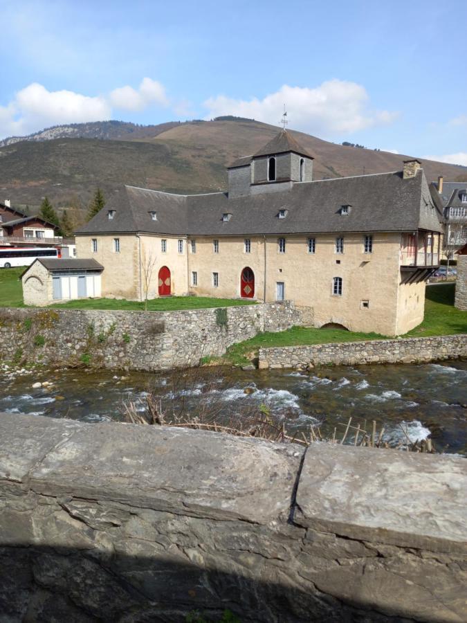 Appartement 2 à 4 personnes le Pyrénéen à Arreau carrefour des activités de montagne Extérieur photo